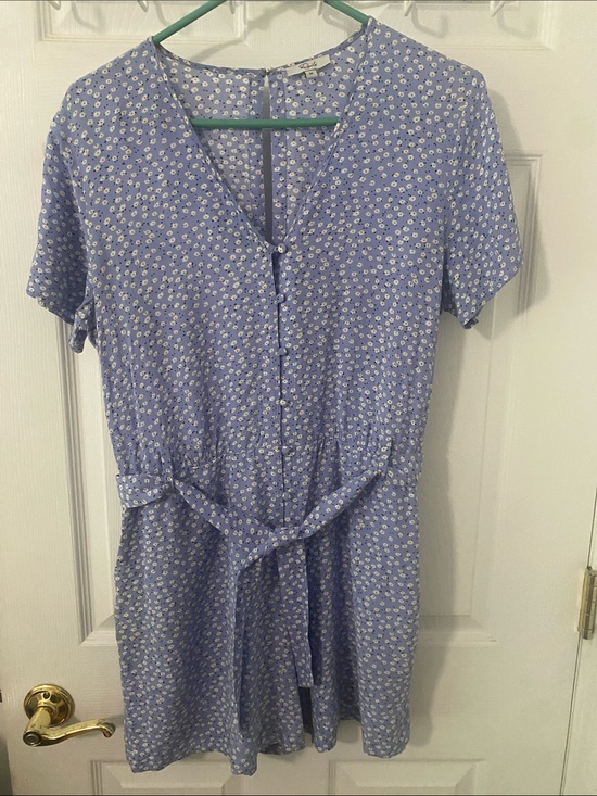 Rails Pants - Rails Lavender Floral Button-Front romper shorts M 70% rayon 30 viscose PTP 19.5